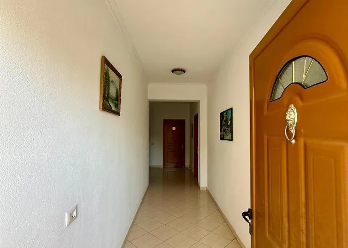 Ξενοδοχείο Aqua *